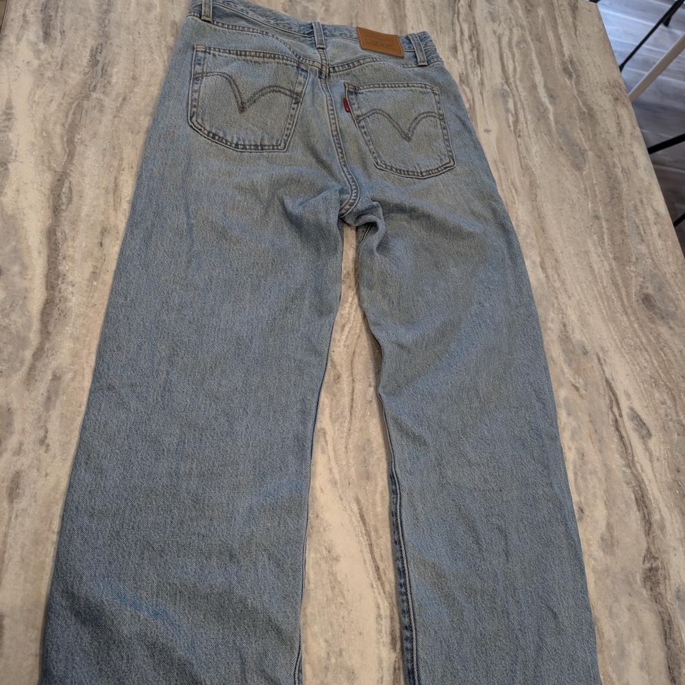 Women's Levi's